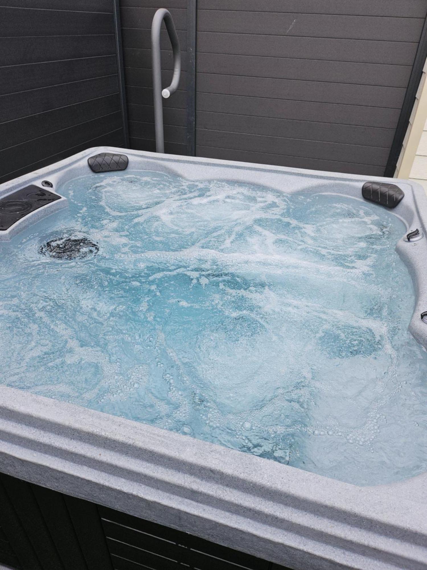 Hebergement Privee Jaccuzzi En Supplement Saint-Clair-du-Rhone Ngoại thất bức ảnh